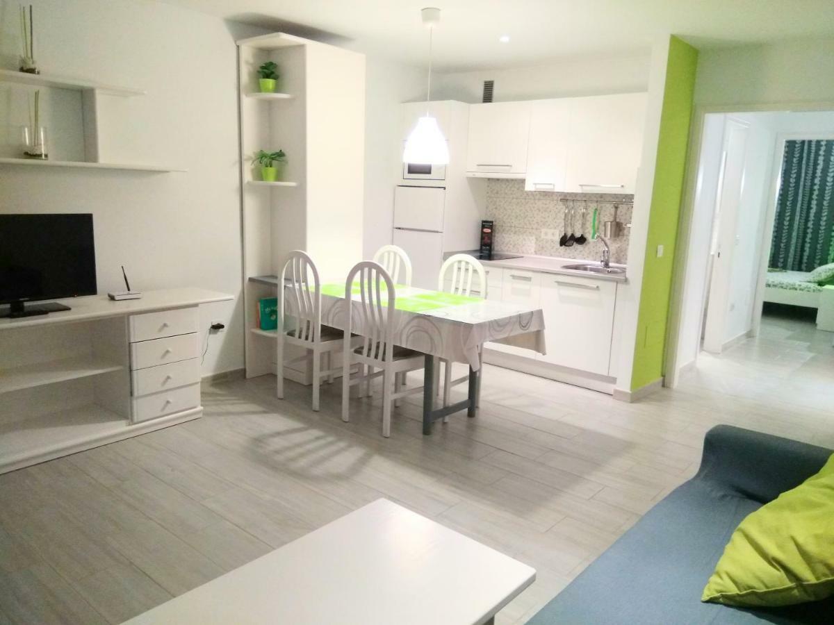 Pistachio Apartment Lanzarote Apartment Коста-Тегисе Экстерьер фото